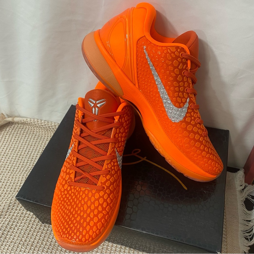 Nike Zoom Kobe 6 Protro"Totaorange” - image 4